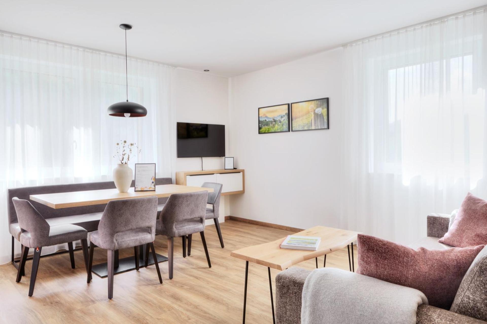 Alpenstolz Damuels Haus 3 - Stilvoll Urlauben In Den Bergen Apartment Luaran gambar