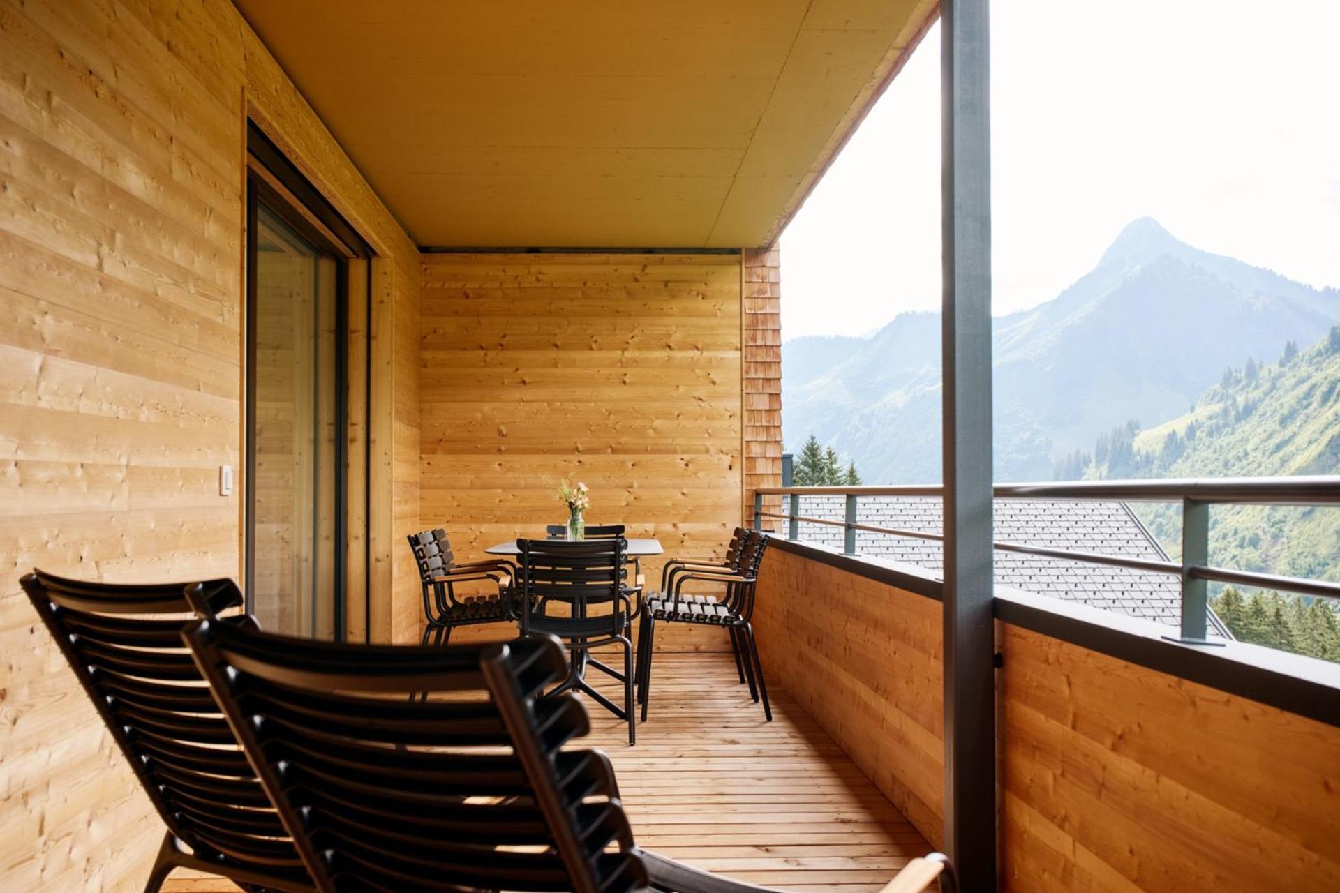 Alpenstolz Damuels Haus 3 - Stilvoll Urlauben In Den Bergen Apartment Luaran gambar